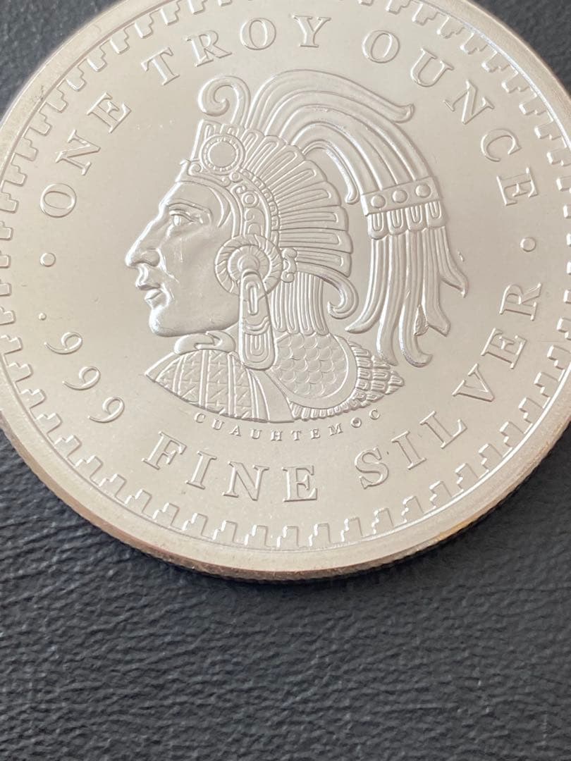 未使用 メキシコ　シルバーラウンド 1oz 純銀 .999 アステカ太陽石
