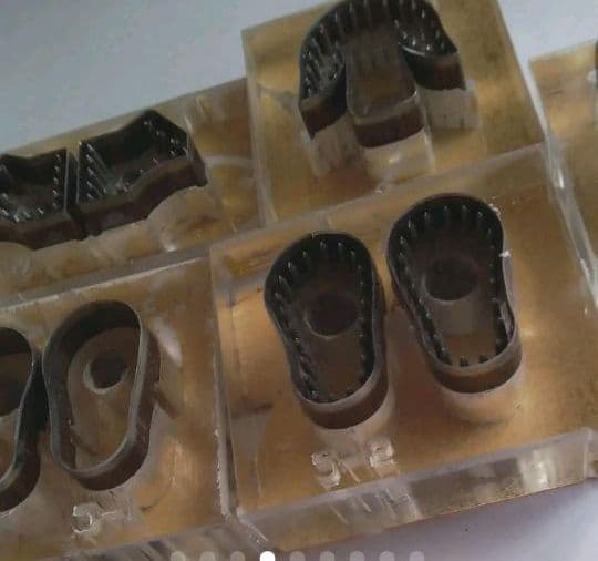 縫い穴付き　ミニチュア　シューズの抜き型　パンチ型紙レザークラフトハンドメイド