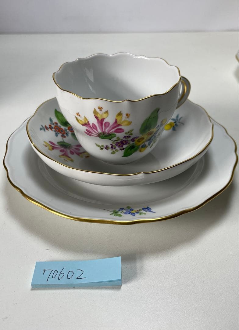 MEISSEN三つ花ベーシックフラワープレート＆カップ＆ソーサーセット70603