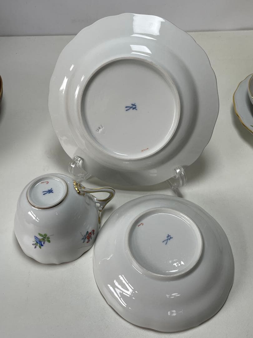 MEISSEN三つ花ベーシックフラワープレート＆カップ＆ソーサーセット70603