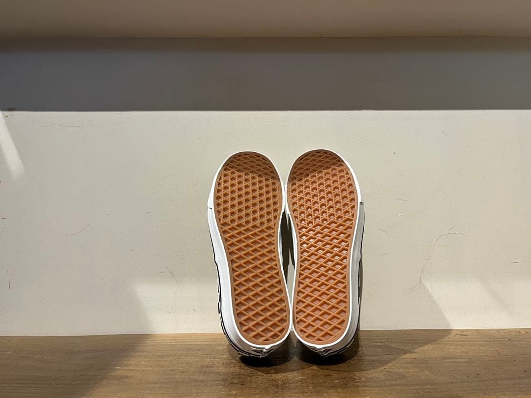 VANS AUTHENTIC checker 黒白 US正規品 赤箱 26.5