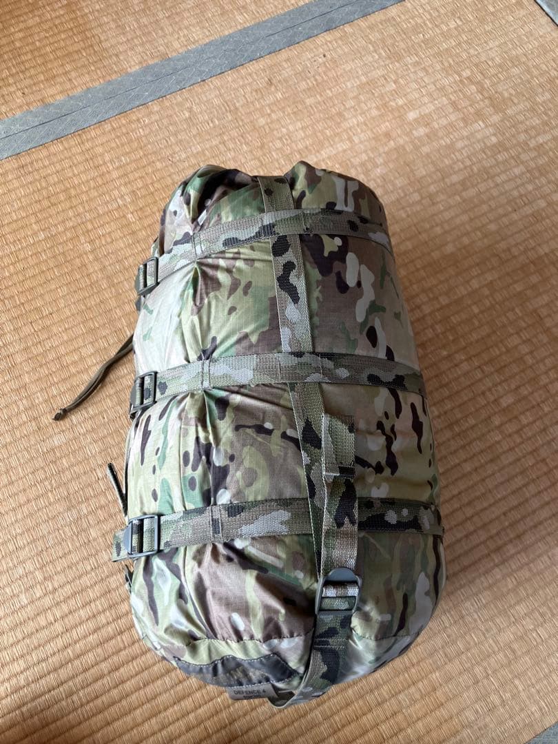 CARINTHIA DEFENCE 4 マルチカム Lサイズ