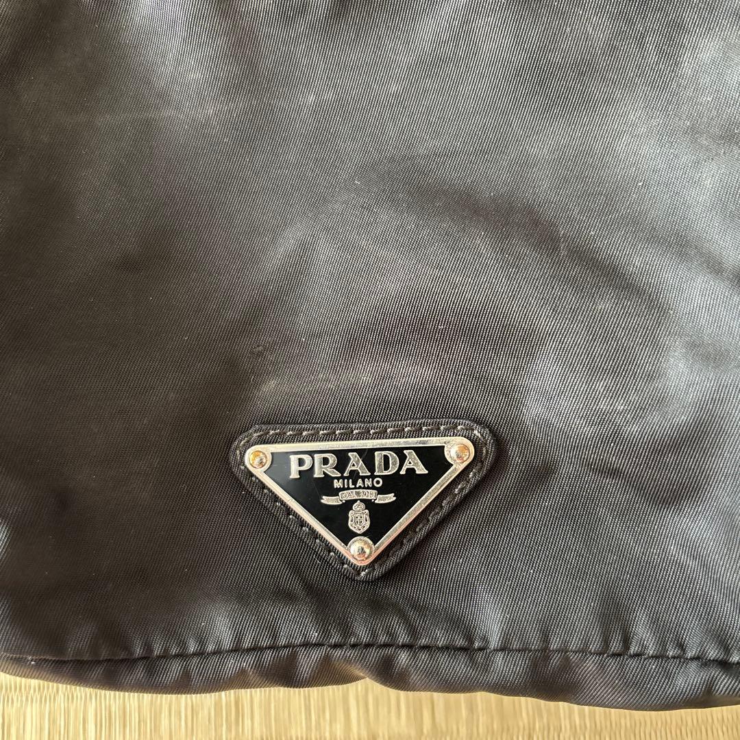 PRADA ブラック ボディバッグ・ウエストポーチ VA0056