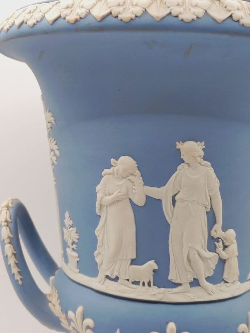 4-475ウェッジウッド　ジャスパー　花瓶　フラワーベース　飾り壺　アンティーク