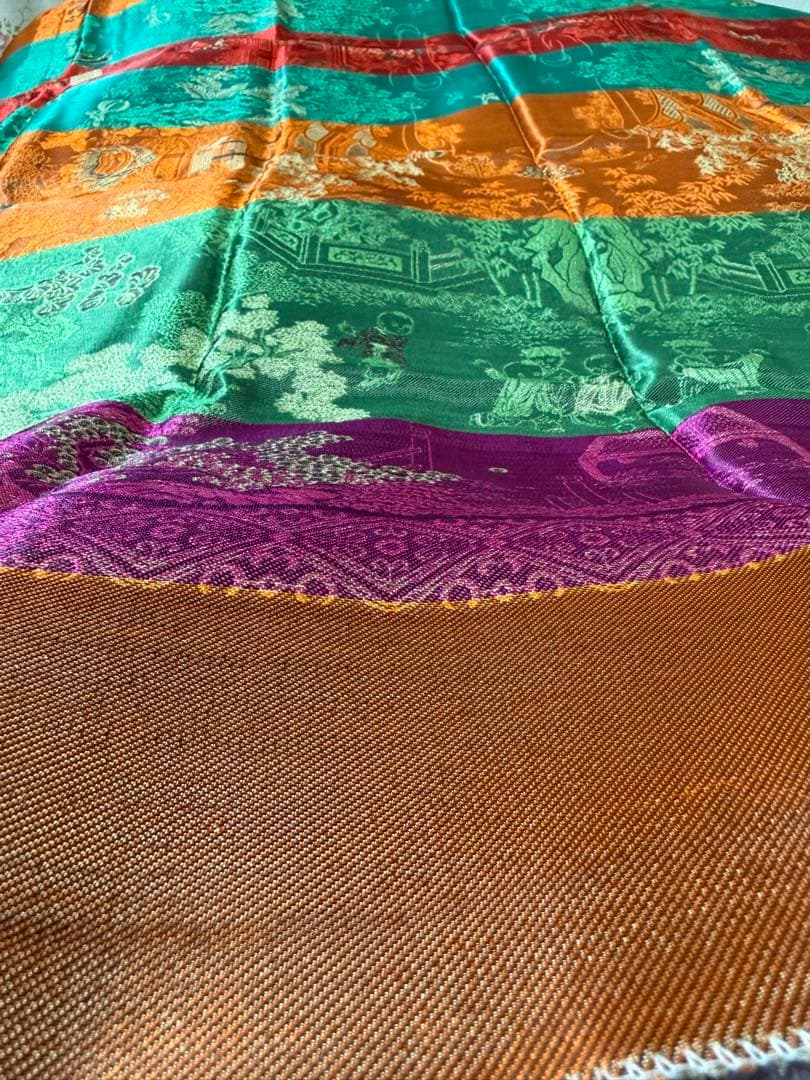 清末蘇州繍—五彩古絹両面刺繍唐子吉祥文様緞通織り