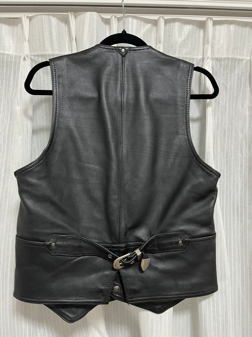ブラックレザーベスト Mサイズ