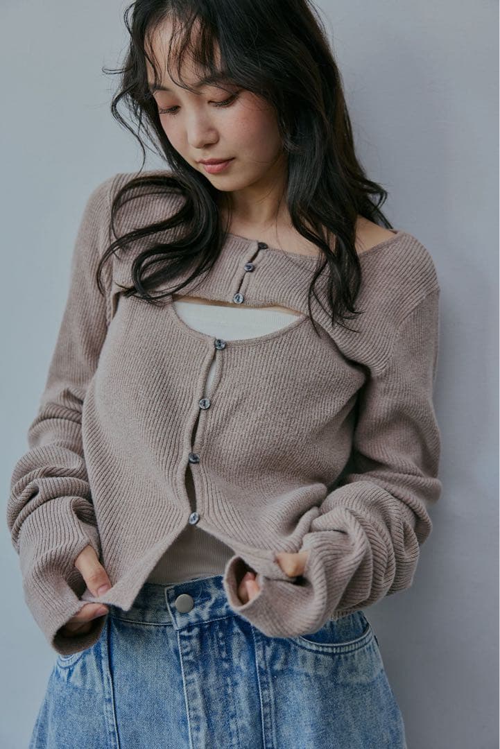 andequal ドッキングリブニット ベージュ