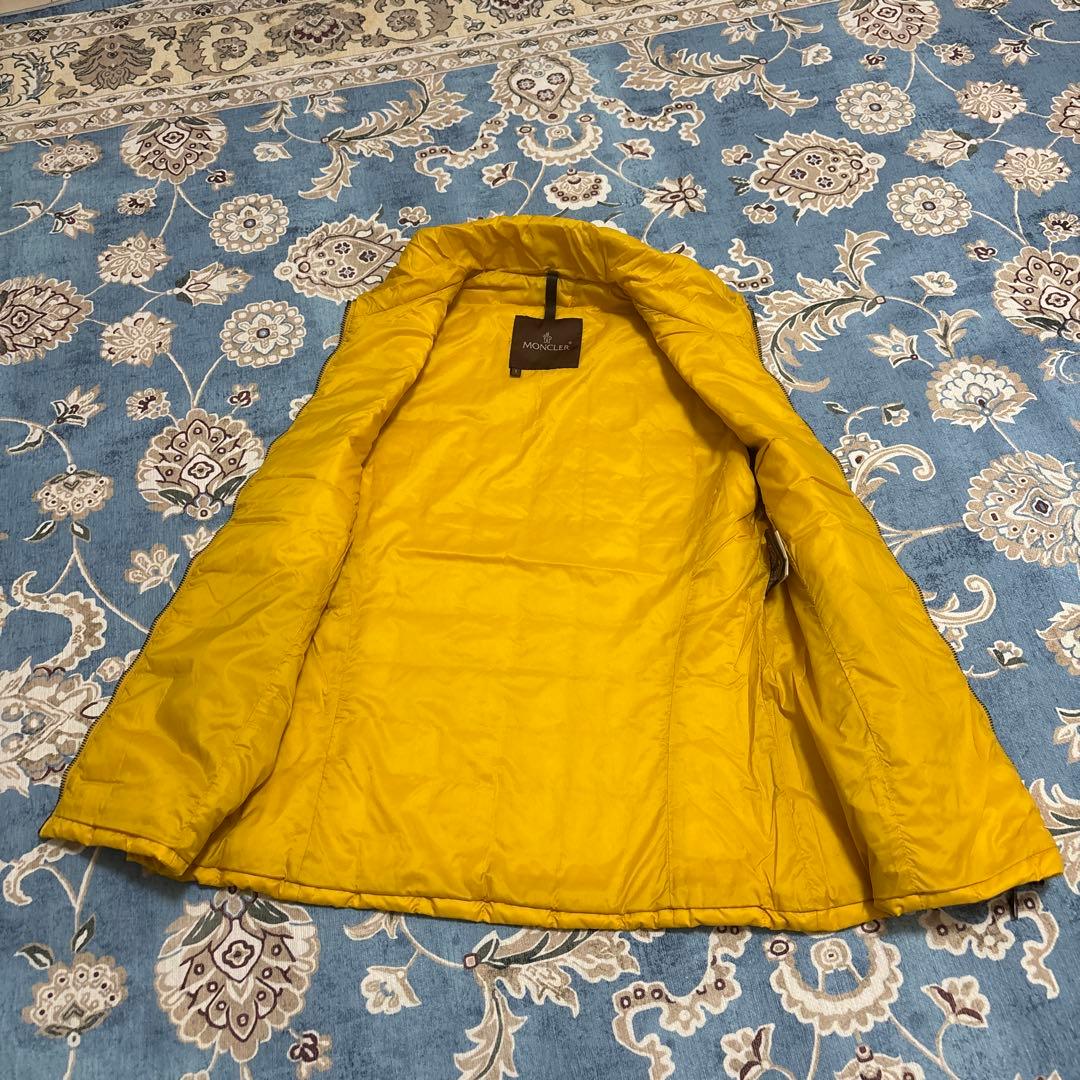 MONCLER イエロー 薄手ダウンベスト M