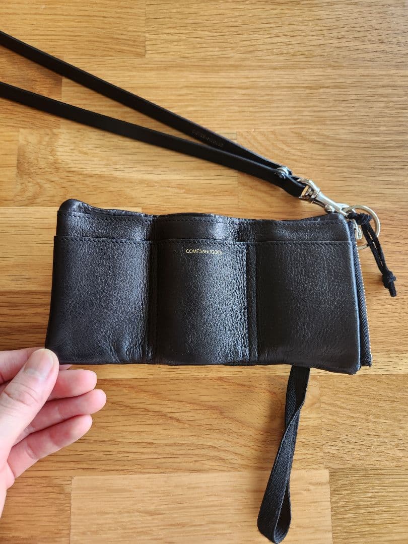 小物 COMES WALLET & NECK STRAP / COMESANDGOES