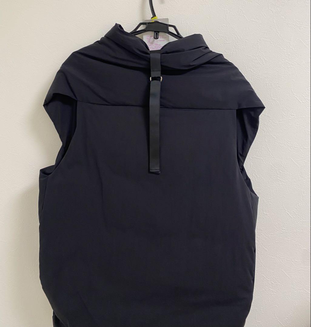 CYAN tokyo ストール ライク ダウン ベスト ブラック