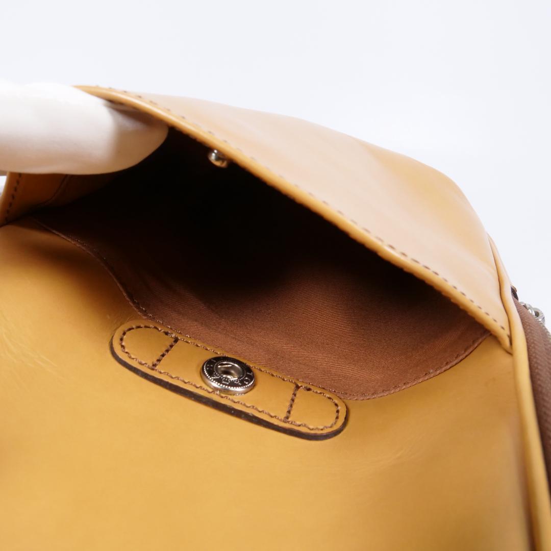 美品✨ エルゴポック HERGOPOCH ボディバッグ レザー キャメル