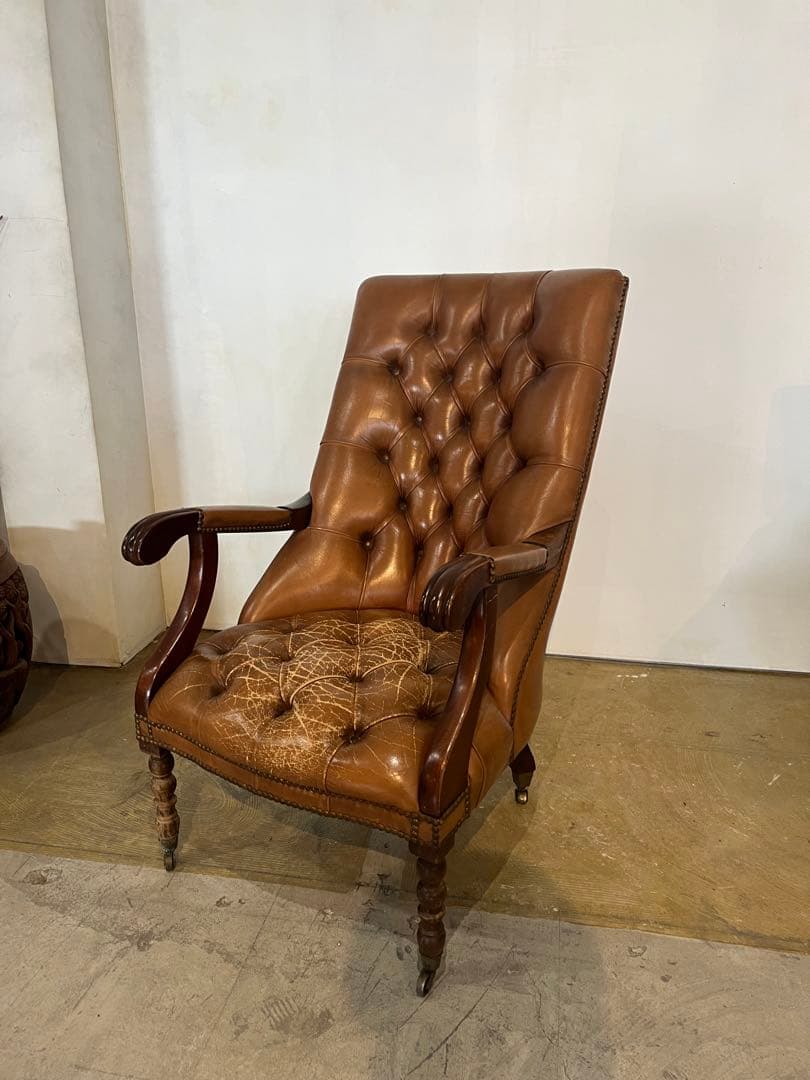 カールトンチェア