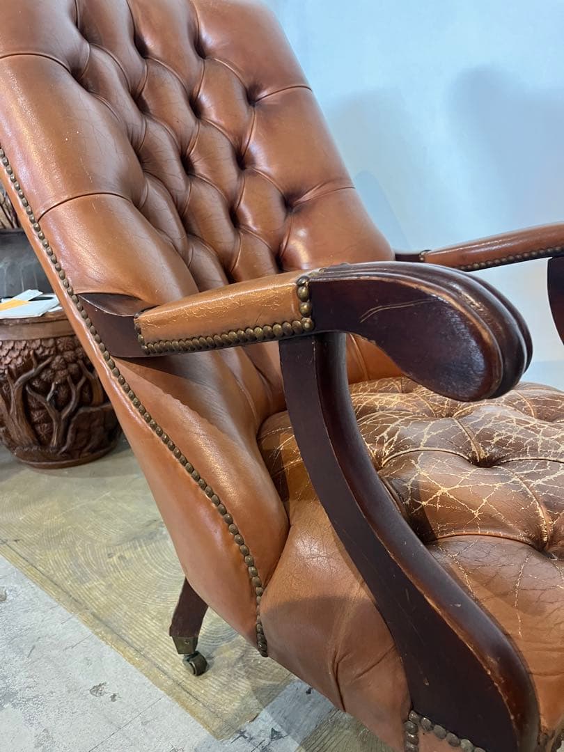 カールトンチェア