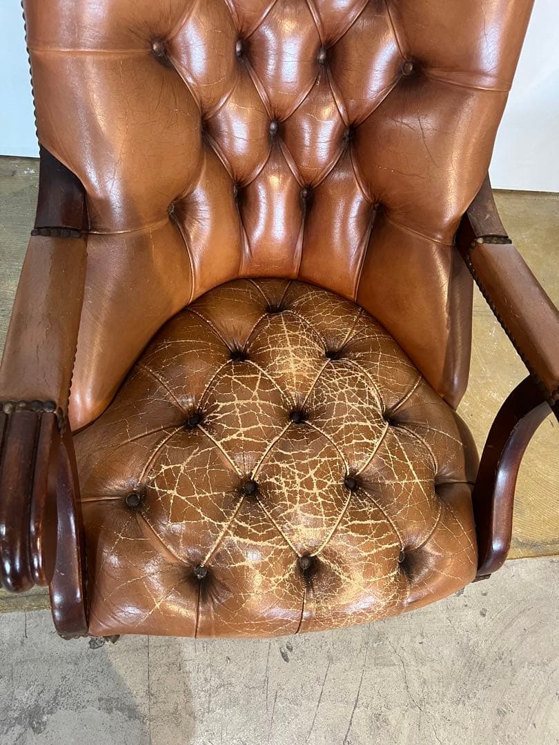 カールトンチェア