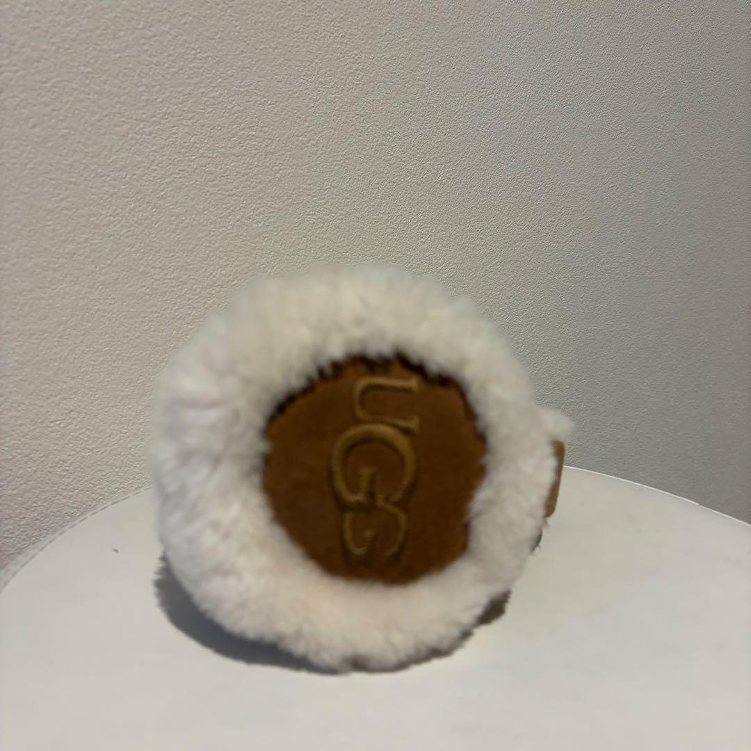 UGG イヤーマフ　ベージュ