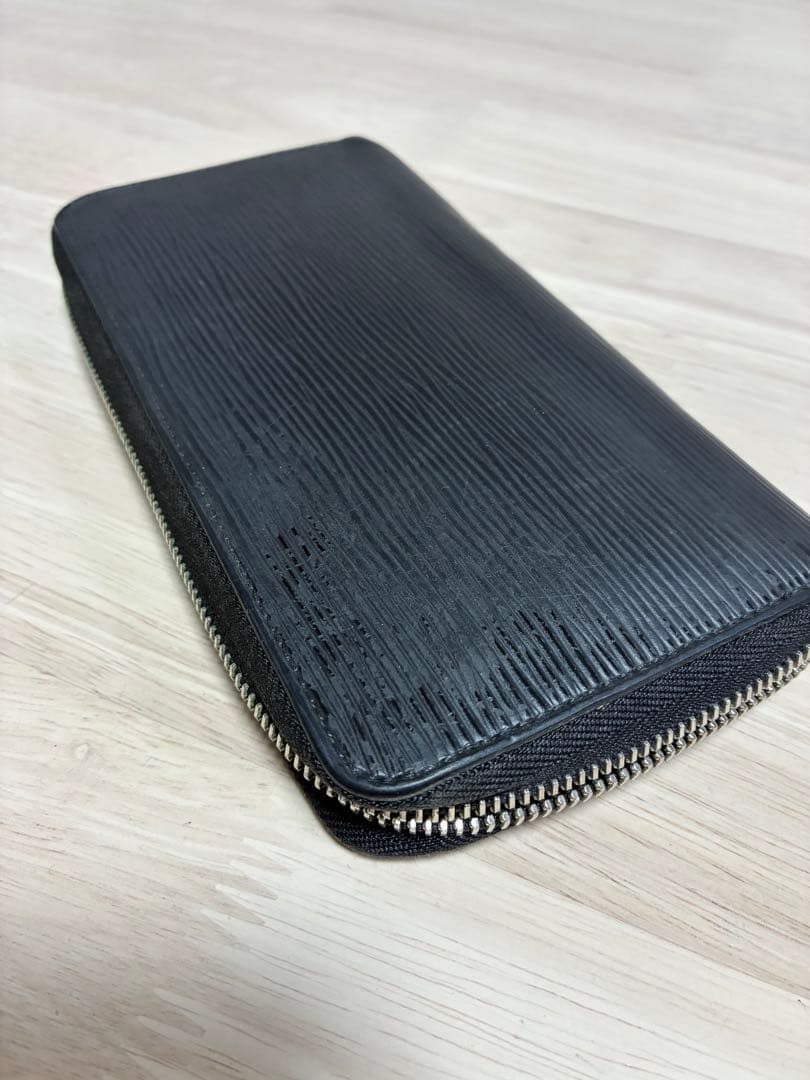 テイラー　ルイヴィトン ジッピーウォレット ブラック ラウンドファスナー