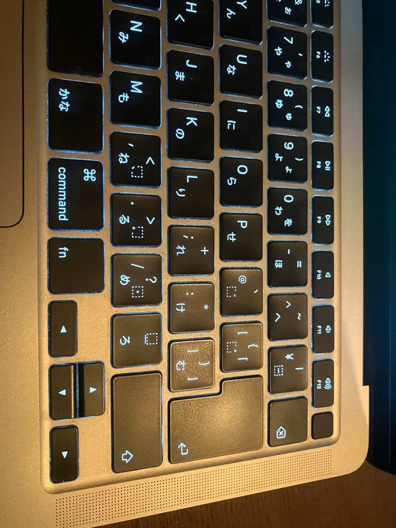 MacBook Air 13インチ （Intel Core i5）