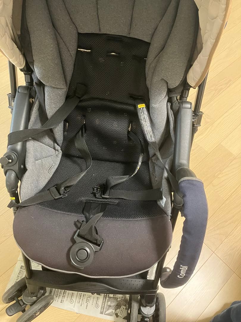 Combi スゴカルα 4キャス　エッグショック