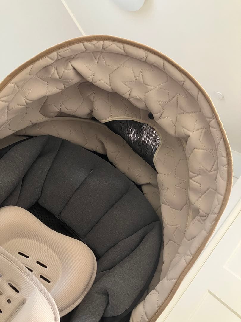 Combi スゴカルα 4キャス　エッグショック