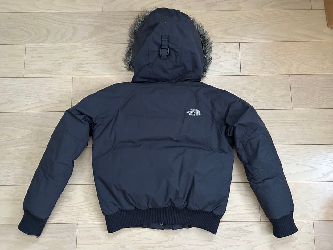 The North Face ブラックダウンジャケット　Mサイズ