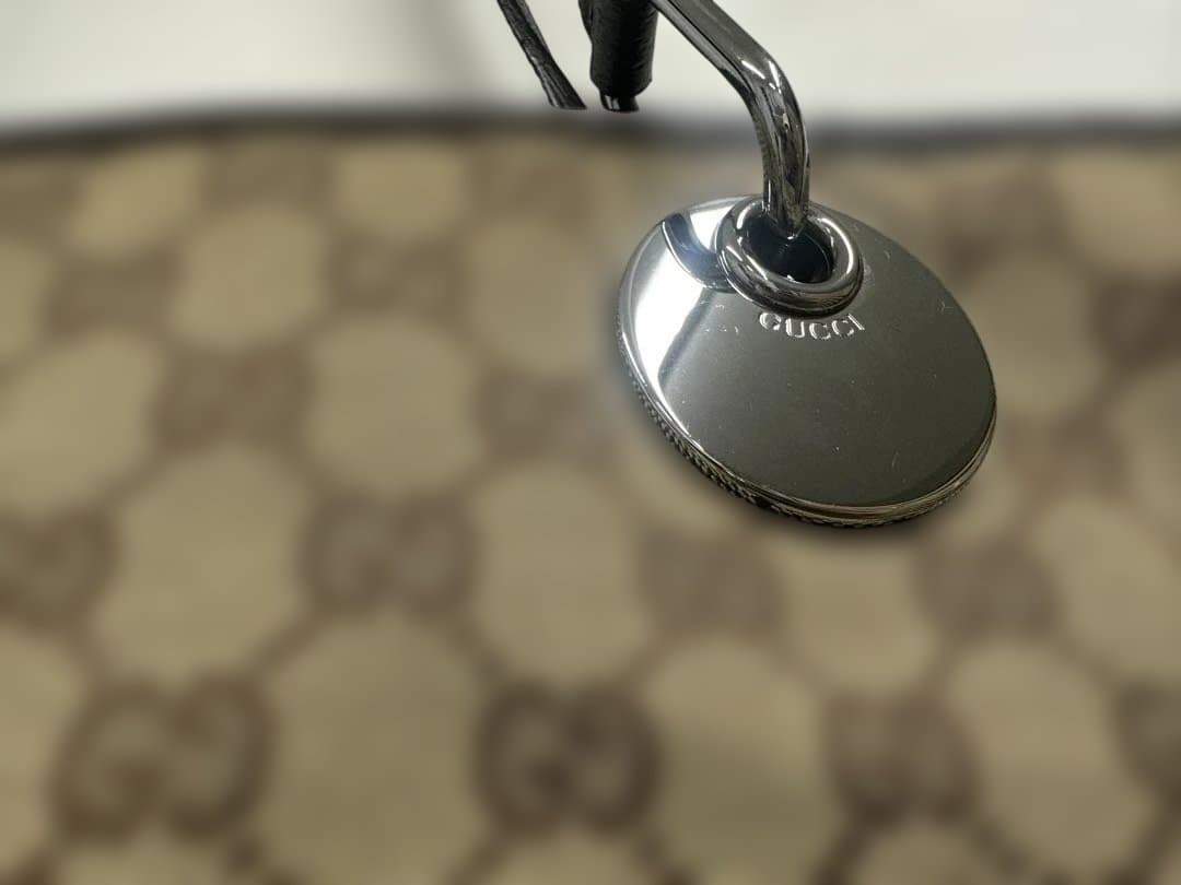 GUCCI ロゴデザイン　GG キャンバストートバッグ ベージュ