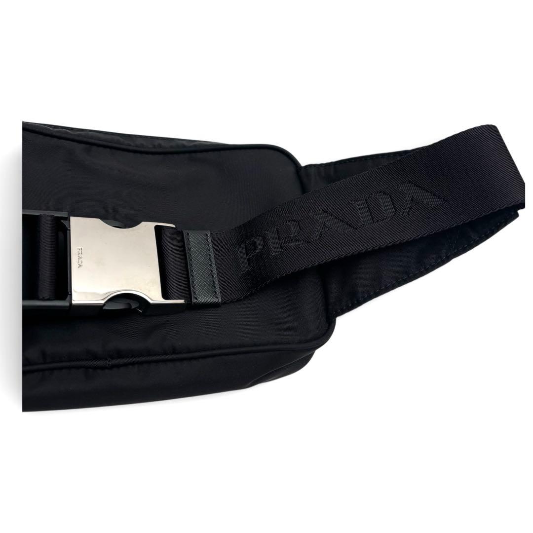 美品 現行 プラダ ナイロン×レザー ウエスト ボディ バッグ 2VL977.