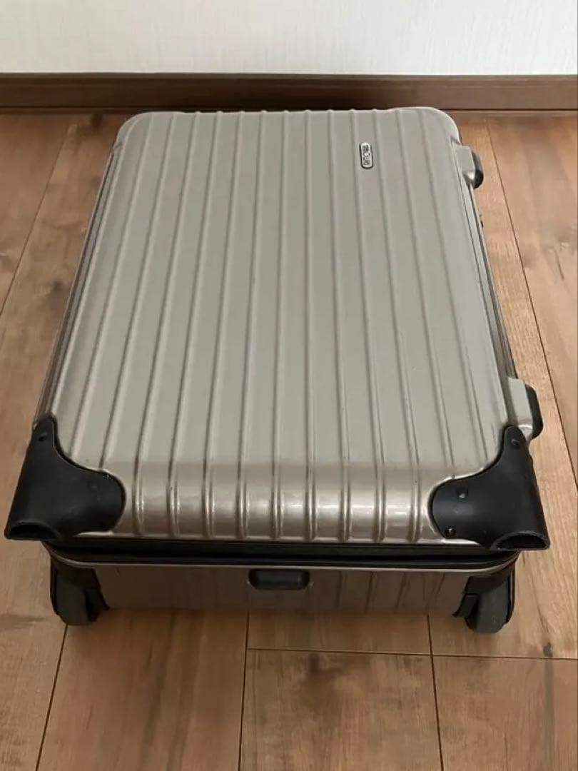 【美品】RIMOWA スーツケース 33L SALSA 2輪 プロセッコ