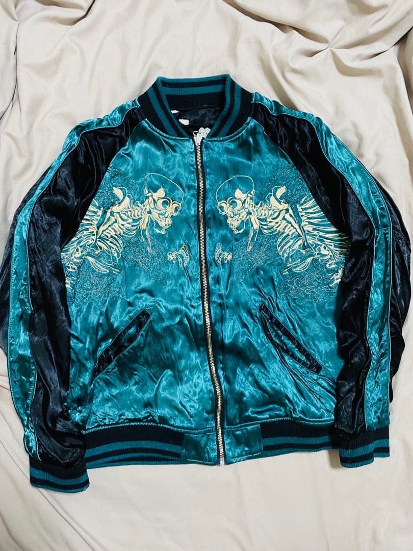 絡繰魂 スカジャン 日本限定 骸骨と桜刺繍 ２面用　レーヨン　　unisex