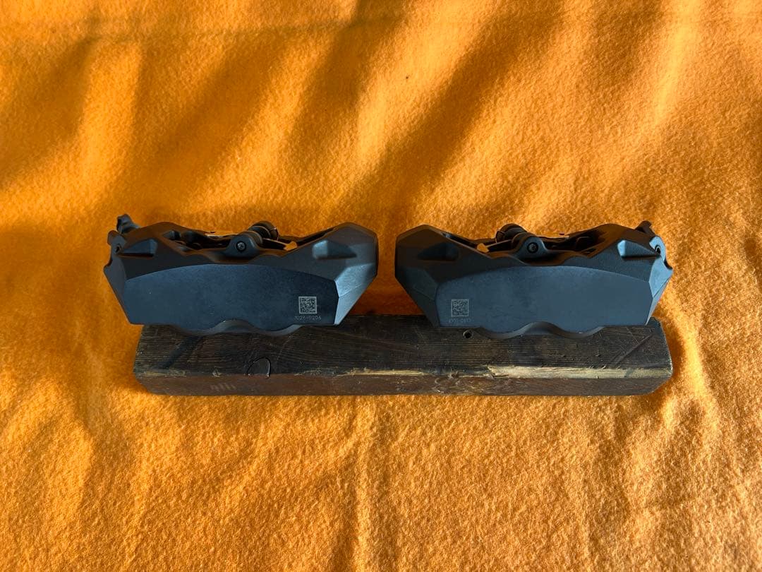 アプリリア　純正ブレンボキャリパー