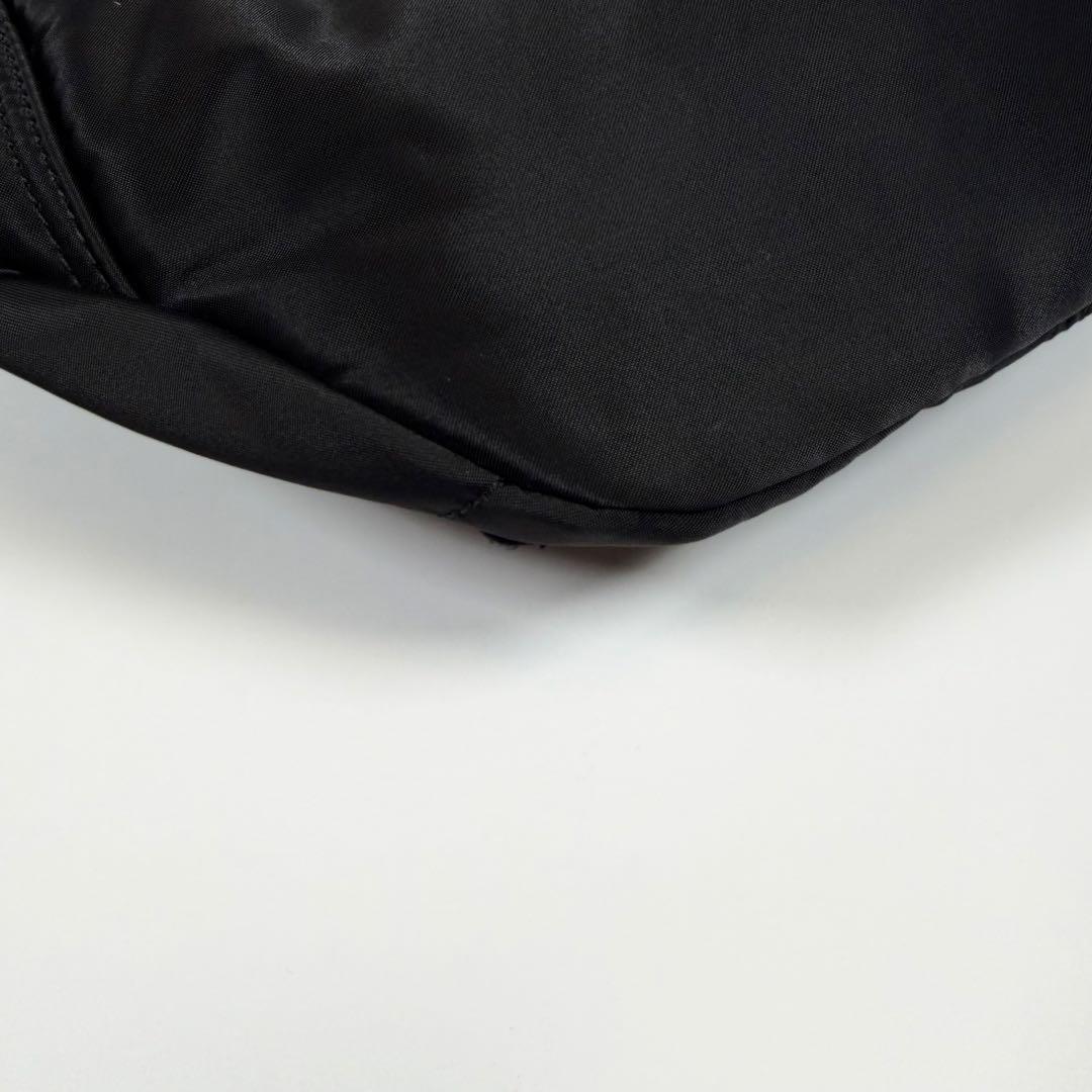 【未使用級】ポーター　ボディバッグ　ナイロン　タンカー　ブラック　メンズ