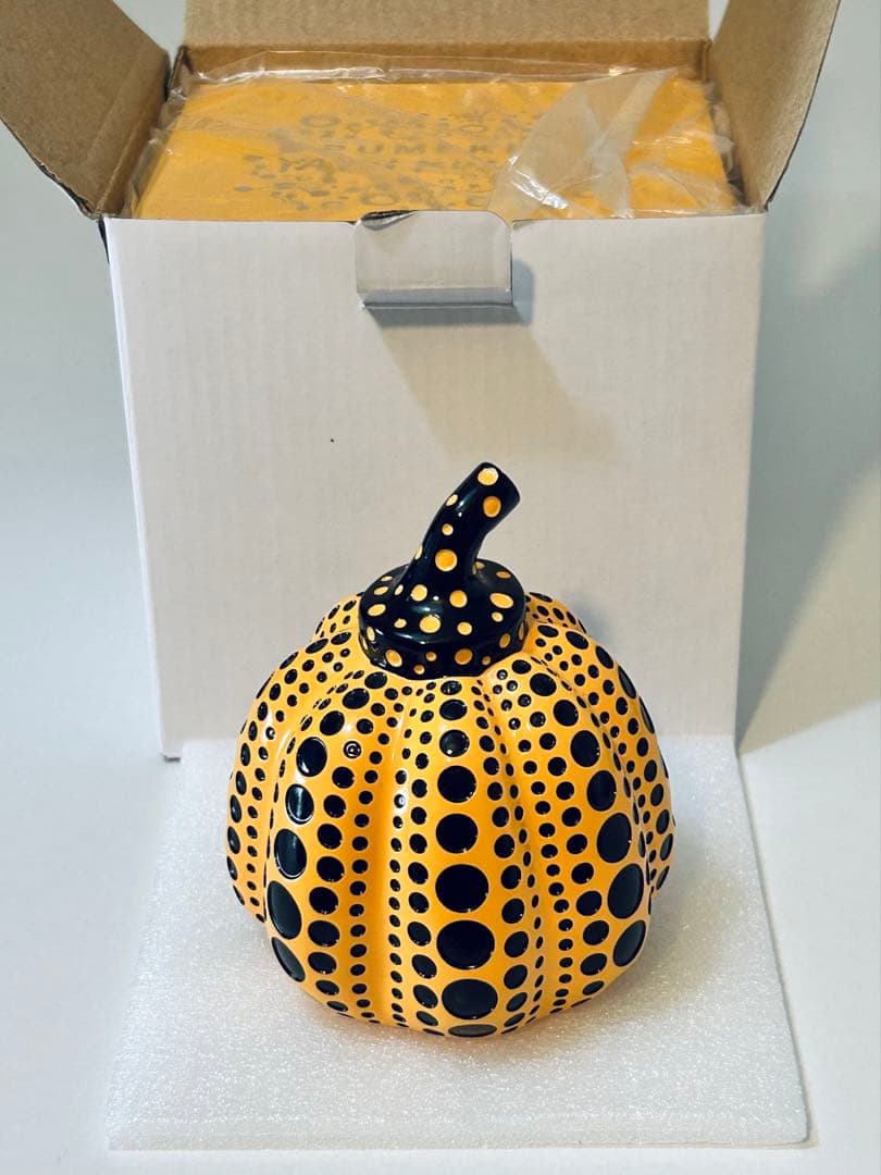 836【草間彌生公式／正規品】￥38,500／オブジェかぼちゃ／現行品番