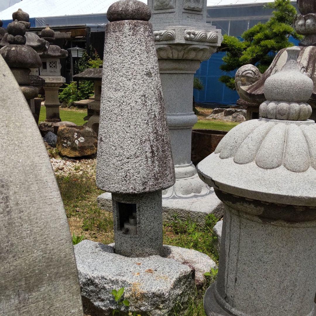 灯籠   時雨