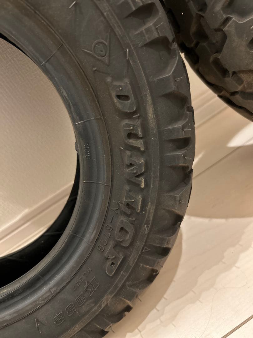 ダンロップ　DUNLOP K232 3.75-8 絶版レアタイヤ