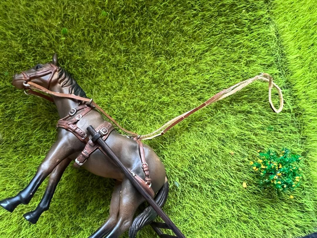 ①赤毛のアンの家　ドールハウス　完成品（家）