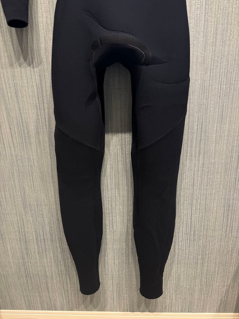 billabongビラボン　ジャーフル3✖️2ミリ