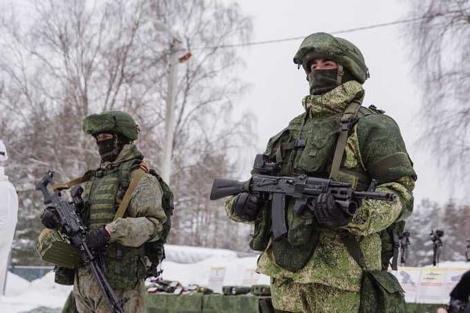 ロシア軍 Ratnik 6B47 ヘルメット 新品未使用　カバー付き