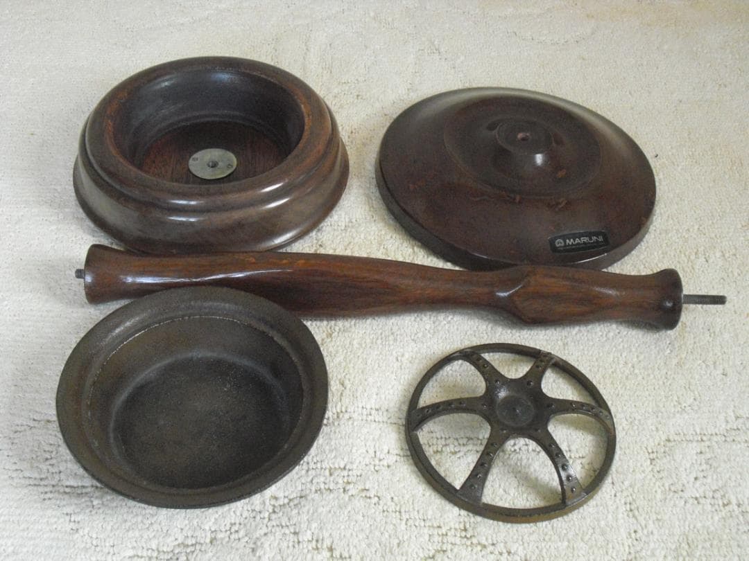 オールドマルニ☆木製 アッシュトレイスタンド 孔雀 灰皿☆小物入れ 花台にも