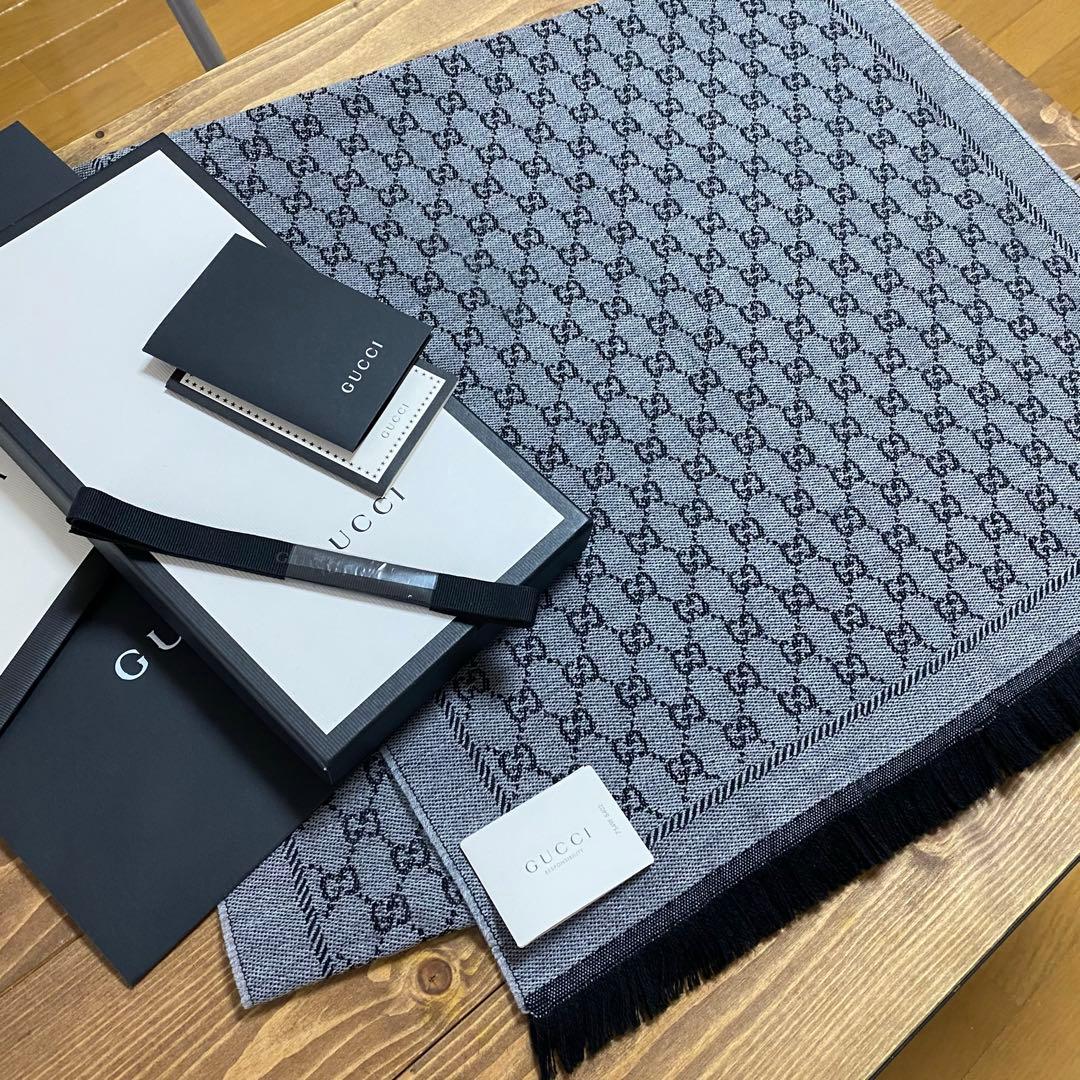2025年購入大判新品✨GUCCIマフラー❗️箱紙袋セット❗️グッチマフラー