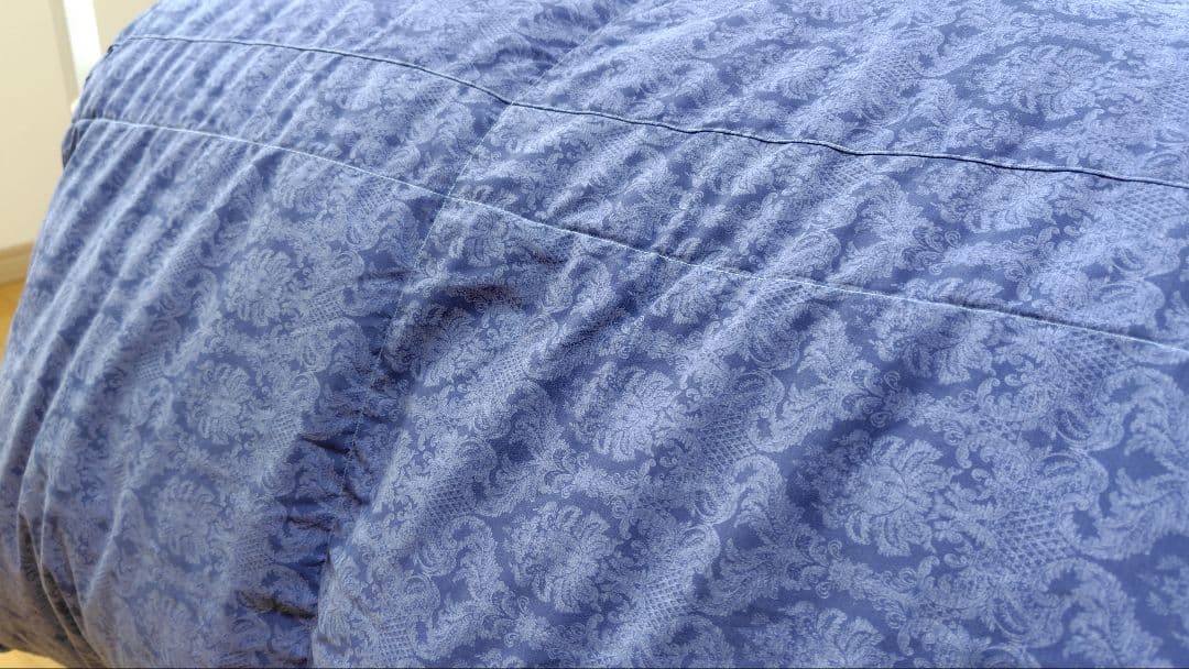 【富士新幸(株)】羽毛掛けふとん　ダブルサイズ　二層式　ツインキルト