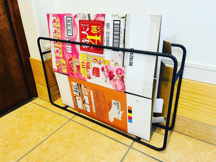アイアン家具　段ボールラック