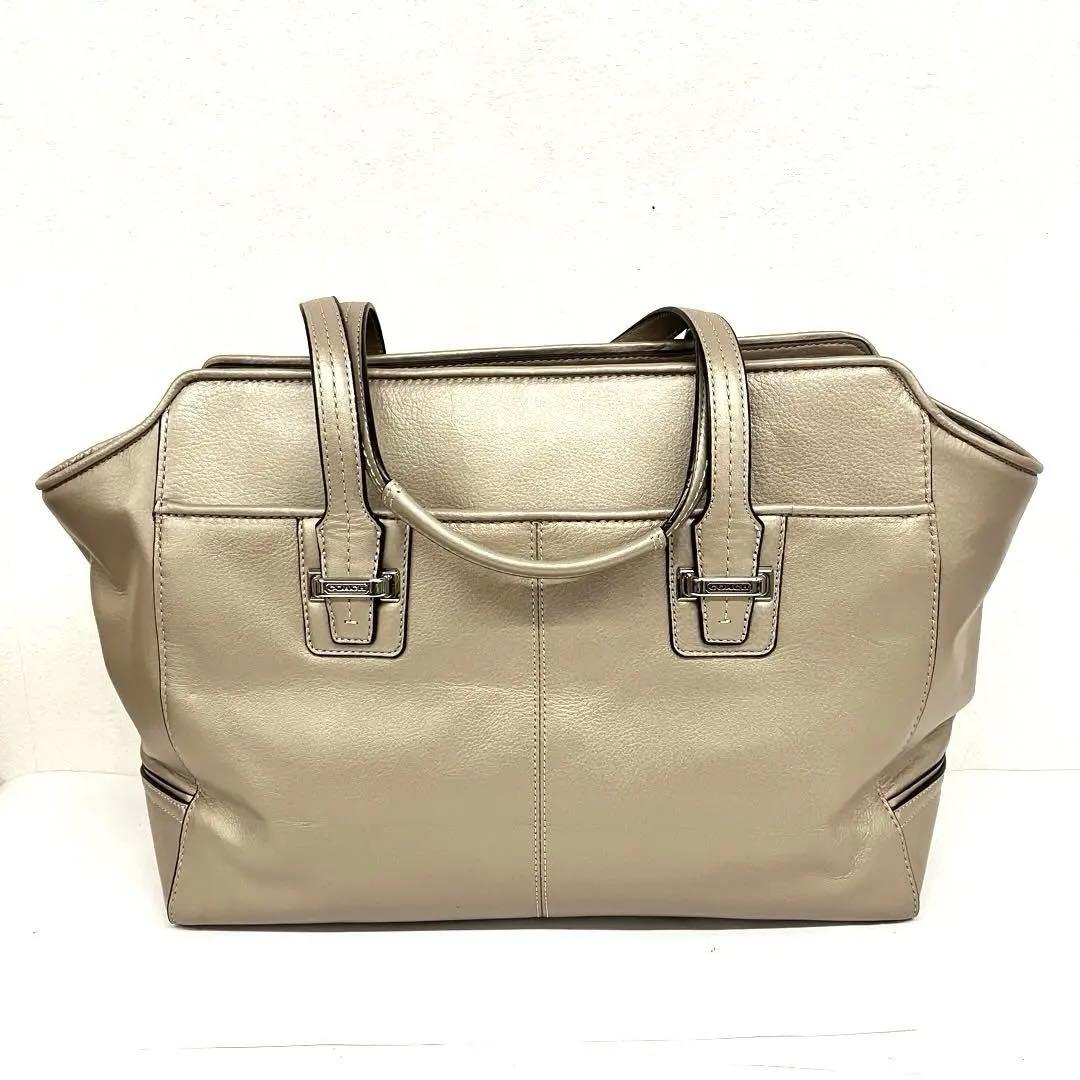 未使用！コーチCOACH本革ショルダートートバッグ シャンパンゴールド