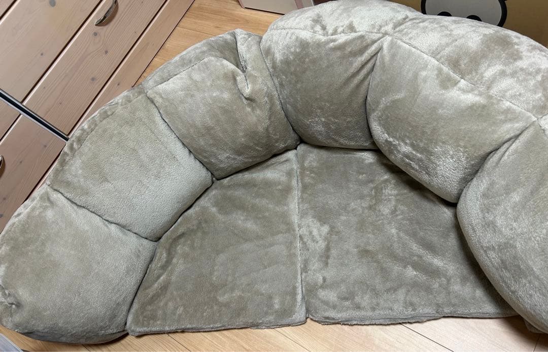 引き取り限定　ベルメゾン　巣篭もりできるクッション　ソファー　4つセット