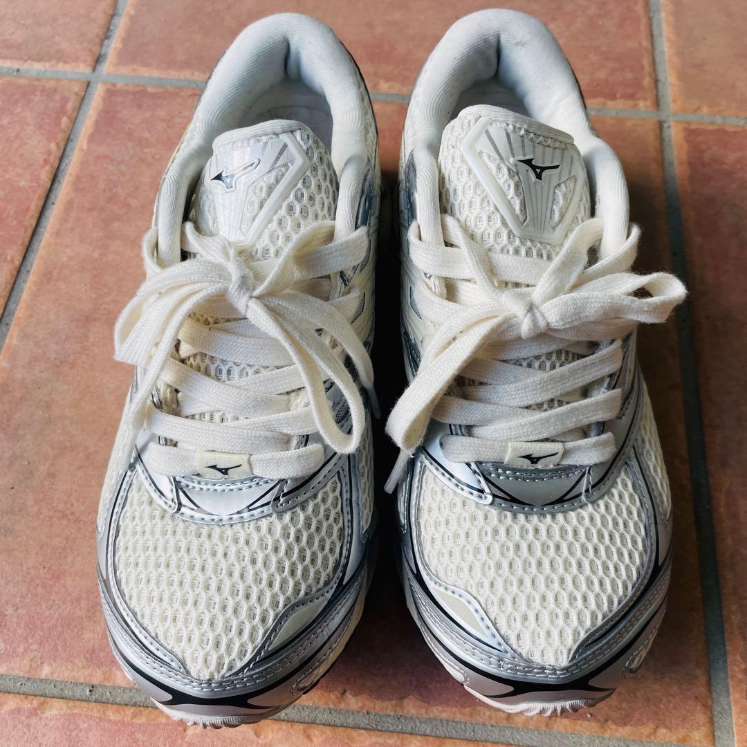 Mizuno Wave Prophecy ミズノウェーブプロフェシー 24cm