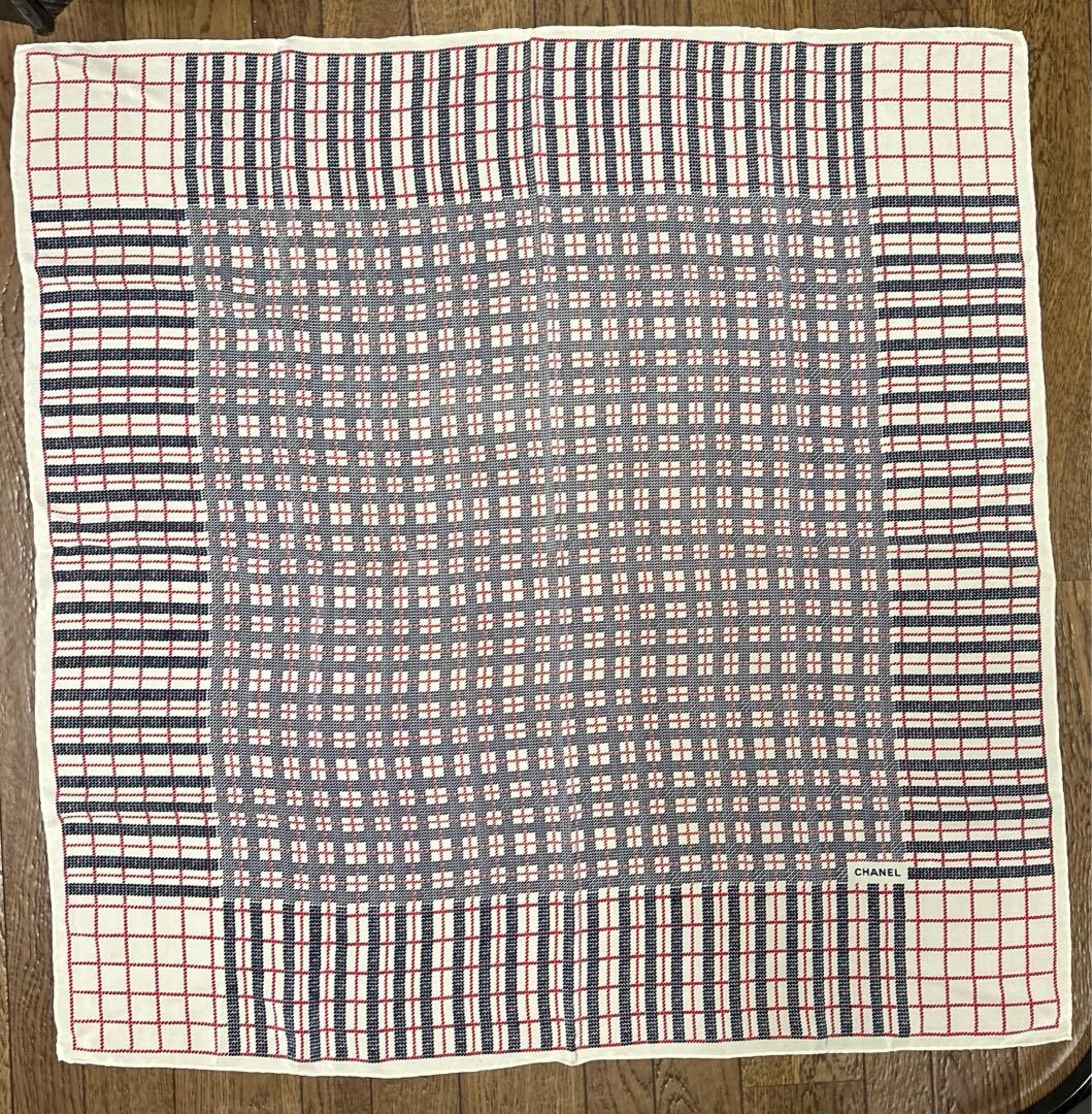 CHANEL シャネル シルクスカーフ