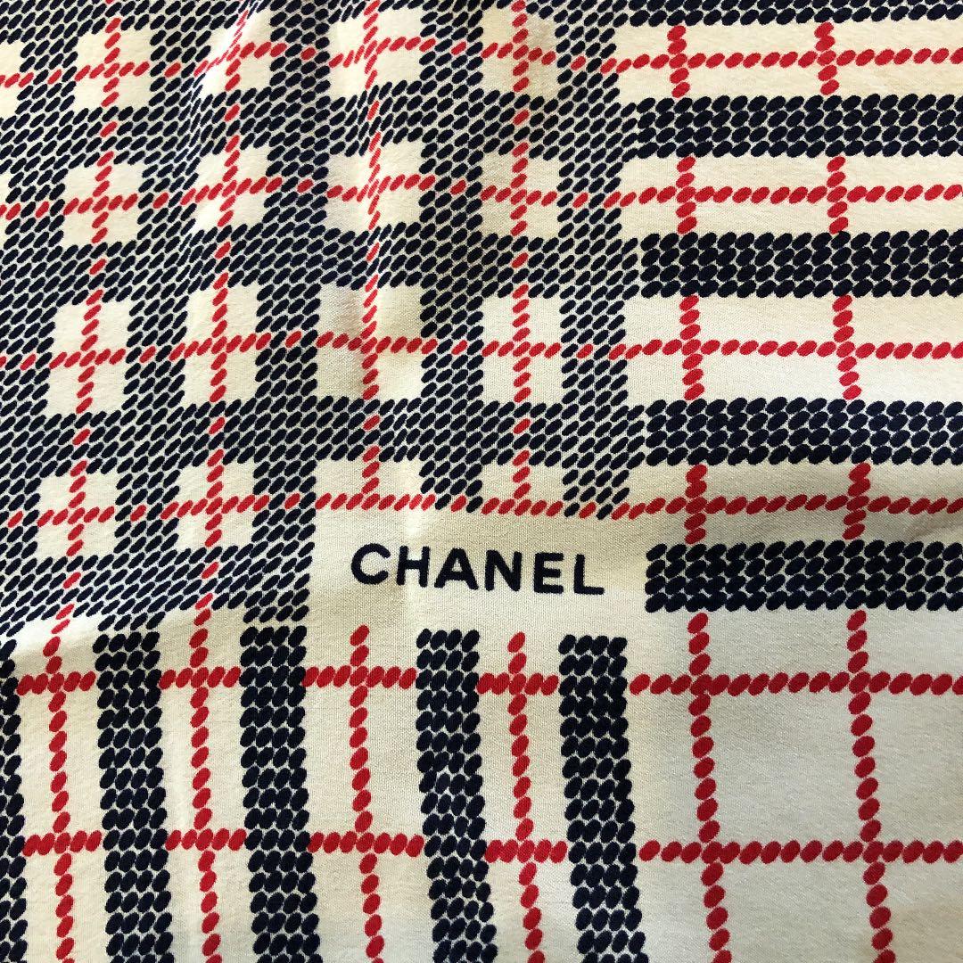 CHANEL シャネル シルクスカーフ
