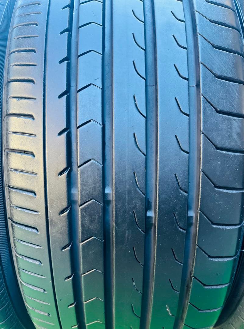 225/45R18.ヨコハマ ブルーアース RV03、2024 年