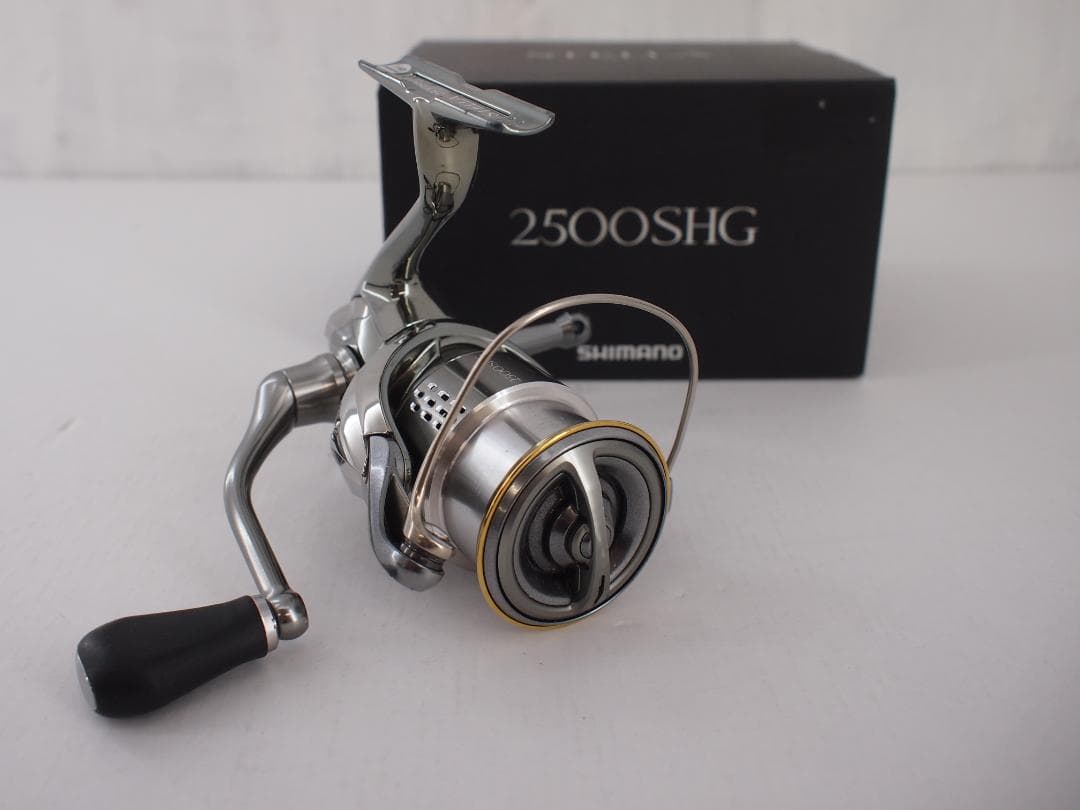 64▢シマノ 18ステラ2500SHG NH0522-3