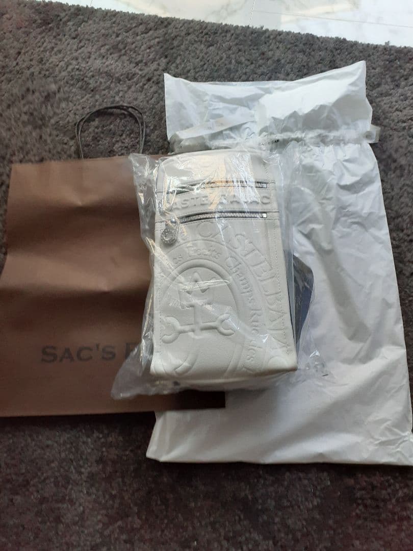 新品　カステルバジャック　ボディーバック