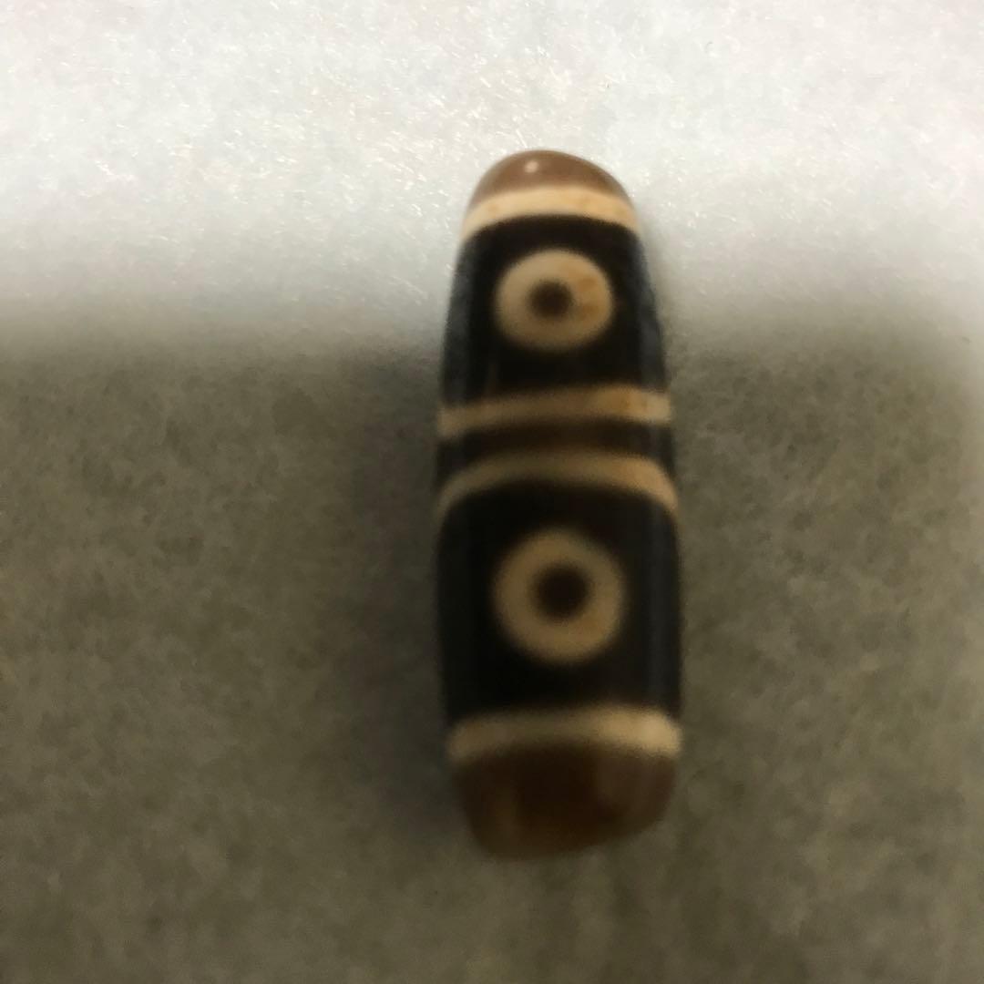 紫*様 超激レア珍品‼︎ 古代老礦石　馬蹄痕　黒朱砂　古代三眼天珠 通常500,