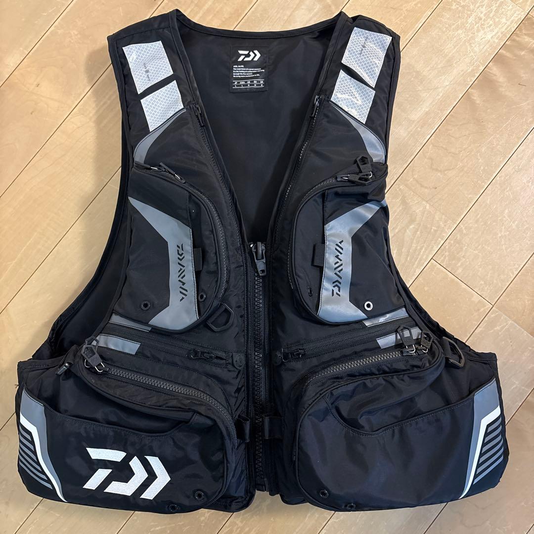 ダイワ　フローティングベスト　DF-3420　ブラック　Lサイズ　タイプD